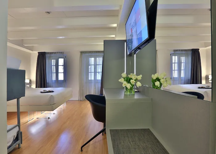 Urban Hotel Design